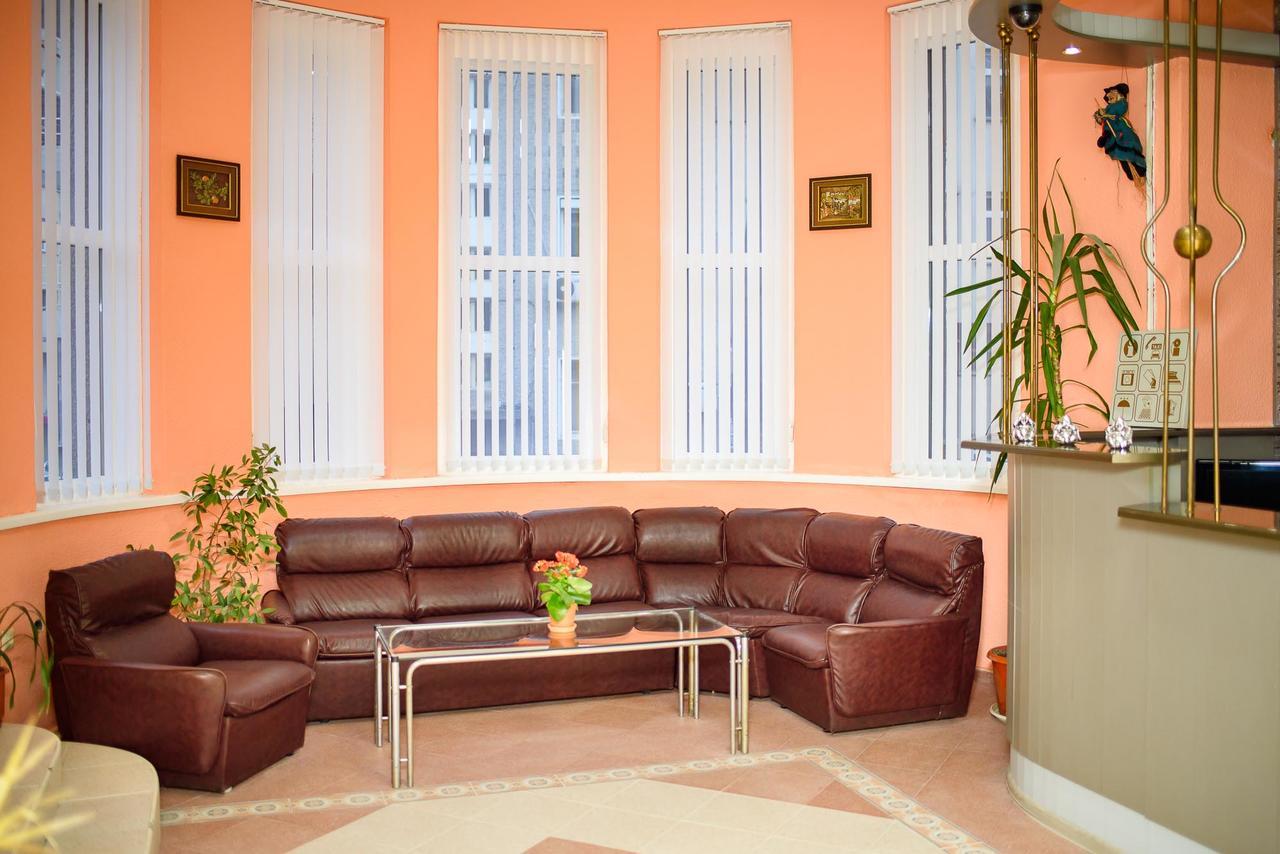Family Hotel Varna Extérieur photo