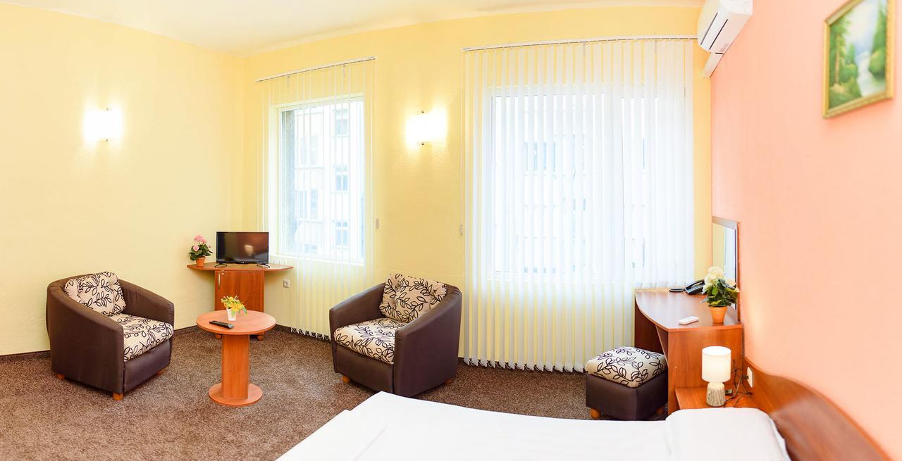 Family Hotel Varna Extérieur photo
