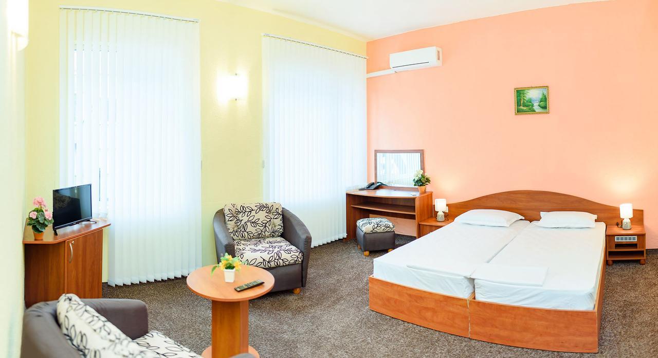Family Hotel Varna Extérieur photo
